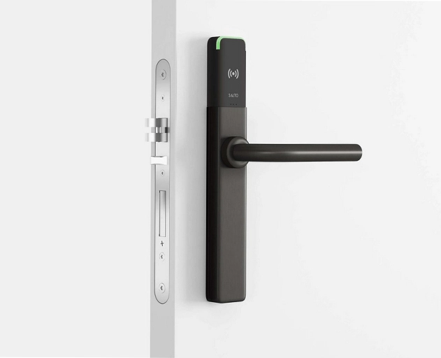 สีเทาดำ XS4 One ครอบสีดำ